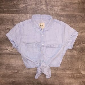 🆕Hollister Tie-Front Denim Crop Top